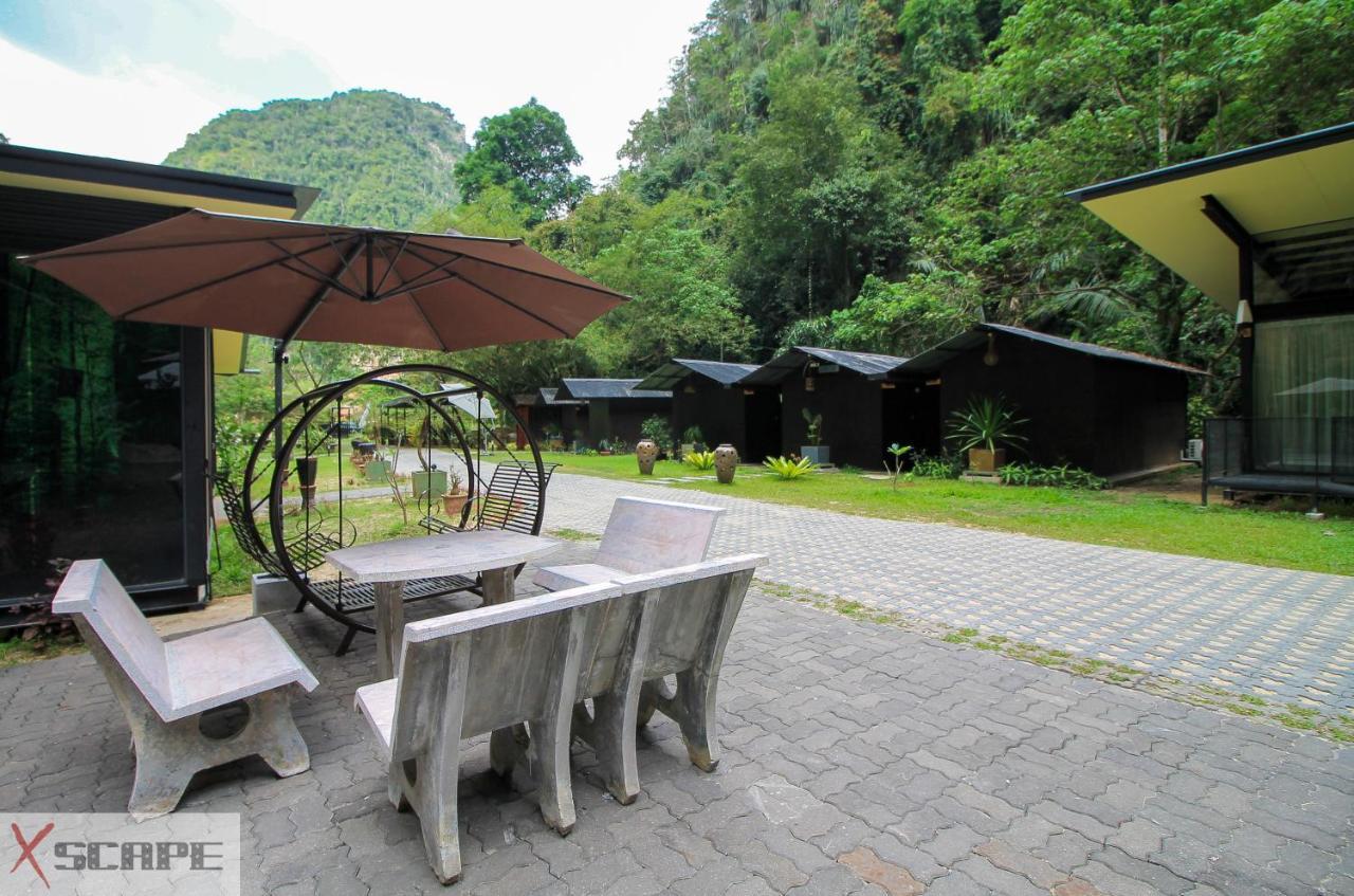 Xscape Tambun Vila Ipoh Exterior foto